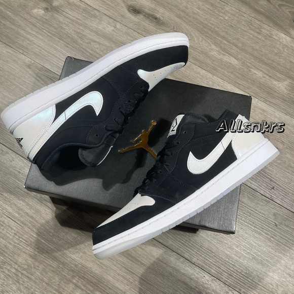 Air Jordan 1 Low Black White Pearl  Panda w - Picture 7 of 11